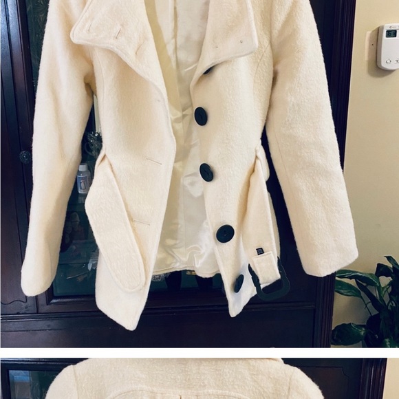 Women’s Wool Ivory Coat - Picture 5 of 13